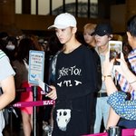 [NCT] 마크 왜 <b>볼살</b>이 쏙 빠졌냐