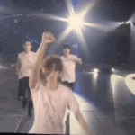 [EXO] 이거 주사위 던지는 <b>시늉</b> 아님?