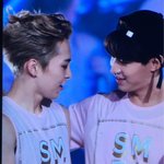 [EXO] 왜 민석이는 헨뤼선배랑 슴콘에서