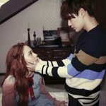 [EXO] 아니 근데 탬민은 <b>뭔</b><b>죄</b>냐 절친 여친 얼굴을 어루만지고