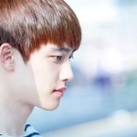 [EXO] 경수 짧은머리한거 1년 됐나?