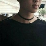 [댓글부탁해] 김남준 선글라스끼고 2컷으로 트위터에 <b>올린</b>사진
