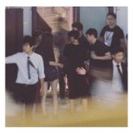 [EXO] 검정색티는 <b>엠버</b> 회색옷은 카이