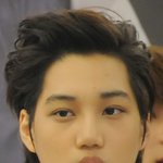 [EXO] 자다가 바로 올라와서 <b>입술</b>에 침붙은 카이