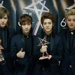 [EXO] 빙어글 보는년들 둘기랑 5p☺