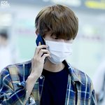 [백현] 오늘 <b>공항</b>백현 고화질