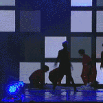 [드루와] 태극기/후원 <b>물품</b>한 아이돌들