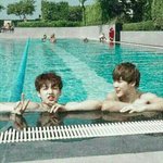 [방탄소년단] 근데 다들 덕질하는데 <b>돈들</b>인다하면 부모님이