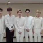 [EXO] 애들 인사영상 올라왔는데 의상<b>재탕</b> ㅋㅋㅋ