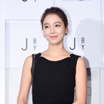 <b>단아</b>함 넘치는 이소연