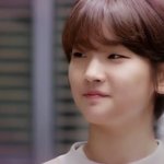 [댓글부탁해] 얘들아 얘 박소담하고 닮지않았냐?