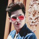 [EXO] 저 <b>사진</b>에있는 <b>여자</b>도 이판오빠한텐 안됨❤