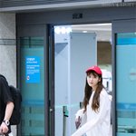 [아이유] 요즘 <b>미모</b> 열일하는 아이유 직찍모음