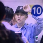 [시우민] 시우민 <b>심천</b>도착 플뷰!!!!