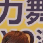 [EXO] 카재 또 코 건들인거 같음