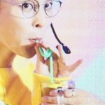 [시우민] 음료수는 새끼손가락들어야<b>제</b><b>맛</b>ㅋㅋ(시우민)