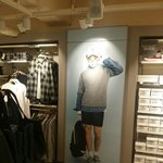 [시우민] 스파오<b>명동</b>매장 내 시우민