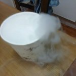 역시 드라이아이스는 환상의 <b>놀잇감</b>임