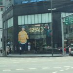 [시우민] <b>홍대</b> 스파오 시우민