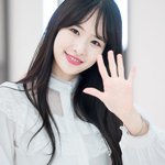 <b>흑발</b>하고 앞머리 내렸더니...