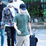 [EXO] 경수 <b>덕</b>에 ㄹㅇ로 웃었다ㅋㅋ