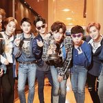 [EXO] ㅅㅂ 오늘 <b>수상</b>소감 울컥 ㅠ