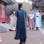 [백현] 고려황자님, 현실백현님 <b>뒤태</b> 비교
