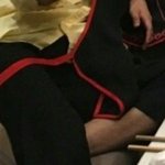 [EXO] 가던말던 노상관인데 <b>깁스</b>는 자유냐?