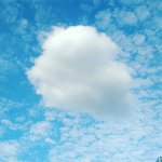 [EXO] 나어제아티움앞에서<b>구름사진</b>찍음