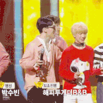 [CHEN] 뮤뱅 1등하고 후배 드리<b>미</b>들이랑 흥종대 ㅋㅋㅋ