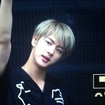 오늘자 럽리김석진 <b>회색</b>으로 염색함ㅠ