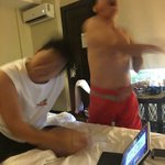 ㅅㅂ겉옷 괜히 <b>입음</b>