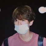 [EXO] 목걸이??요즘 <b>몰래</b> 차더라