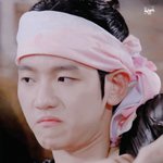 [EXO] 백현이 부메랑은 정말 신기하다