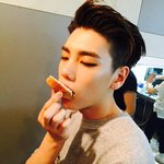 남자앞머리!! <b>올린</b> 게 좋아 내린 게 좋아??