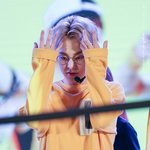 [시우민] ㅅㄷ)웅녀들 밍석이 요렇게 하는 <b>사진</b>있어?