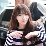 <b>청초</b>한 미모로 출근하는 女돌