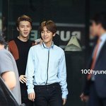 [세훈] 160902 <b>빼빼</b>로 팬싸 퇴근 고화질