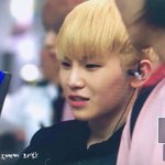 [세븐틴] <b>지훈이</b> 선물받은 케이스 꼈넹