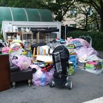 [댓글조언] 이삿짐센터의 <b>횡포</b>.. 길바닥에 짐두고가버렸어요..