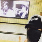 [<b>B1A4</b>] 선우 지하철광고판 인증샷올림