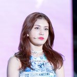 <b>루팡</b> 하고싶은 女돌 보석 눈빛