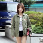 단발로 잘랐음