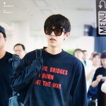 [EXO] 야 <b>이</b> <b>옷</b> ㄱㅊ냐 찬열이가 입어서 이쁜거?