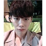 그냥 하기만 하면 대박나는 믿고 보는 <b>이종석</b> b