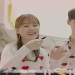 더블유(W) 13회 한효주 니트 패션 / <b>소니아</b> 바이 <b>소니아</b> 리키엘...