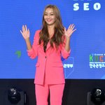 효린 핑크<b>슈트</b>