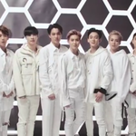 [EXO] <b>자리</b> 서는거 바꼈나봐