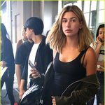 <b>헤일리</b> 볼드윈 스키니핏