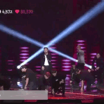 [BAP] 댛니 뒷걸음 <b>칠때</b> 업이 발이랑 부딪혀서 넘어짐